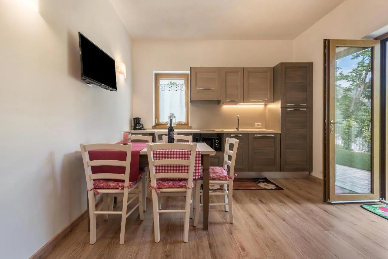 Nonno Bigi Rosa Apartment Tremosine Italy