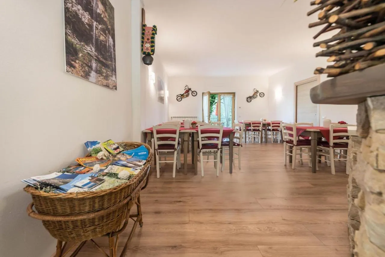 Nonno Bigi Rosa Apartment Tremosine 0*,  Italy