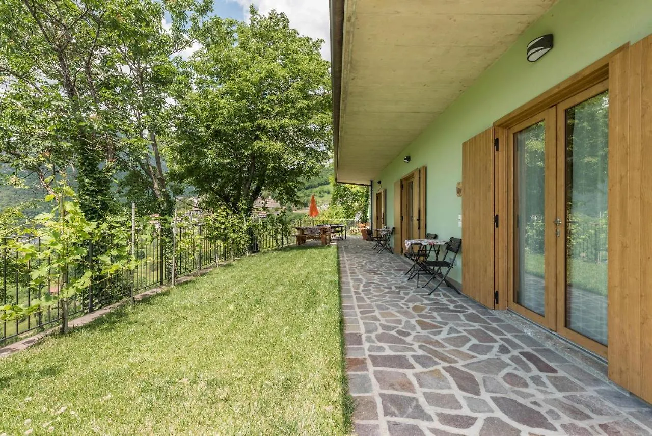 Nonno Bigi Rosa Apartment Tremosine 0*,  Italy